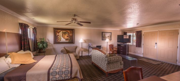 Edge Water Inn Hotels in Fresno County