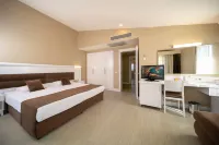 Sueno Hotels Beach Side - parking