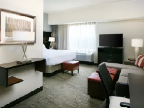 Staybridge Suites DES MOINES DOWNTOWN by IHG Hotels in Des Moines