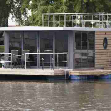 La Mare Resort Hotel Exterior