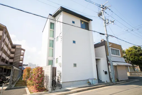 Kevin's Place II (Annex)