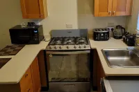 2-Bed Sleeps 4 Private Garden Parking Các khách sạn ở 