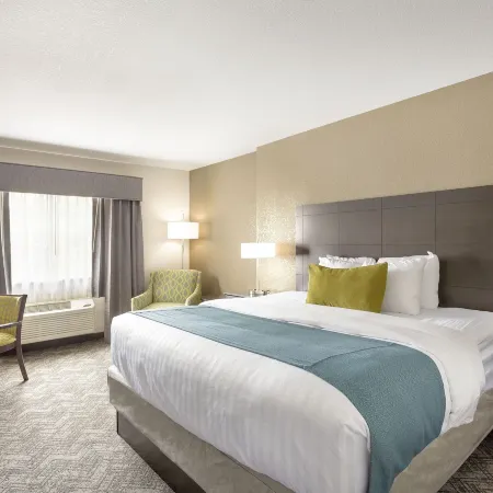 Comfort Inn & Suites Tualatin - Lake Oswego South