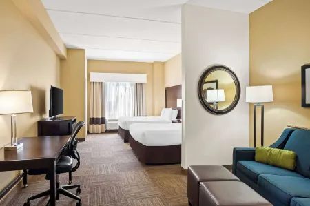 Comfort Suites Frisco Отели рядом с достопримечательностью «Парк Фриско Коммонс»