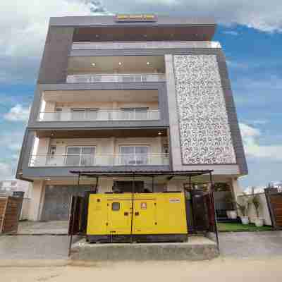 Lime Wood Stay - Studio Apartment Hotel Exterior