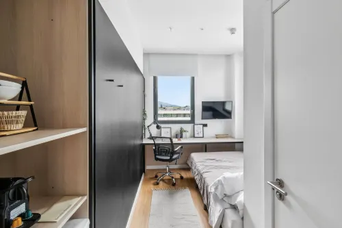 Home and CoLiving Pamplona Hotel a Navarre