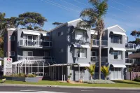 Mollymook Cove Apartments - 3-Star