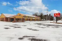 Econo Lodge Cadillac by Choice Hotels in Cadillac