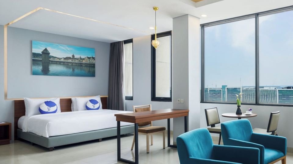 Fox Lite Hotel Cikarang