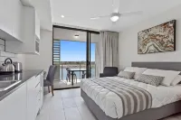 North Shore Oceanside Kawana - balcony