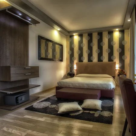 La Grotta Hotel