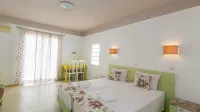 Pelagia Bay Hotel Отели в г. Малевизи