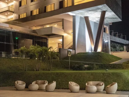 Acantilados Отели рядом с достопримечательностью «El Tunco»