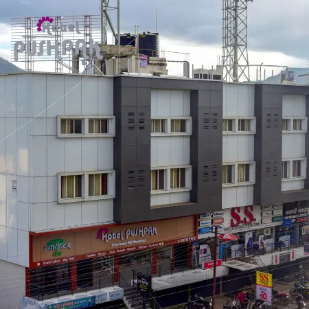 Hotel Pushpak