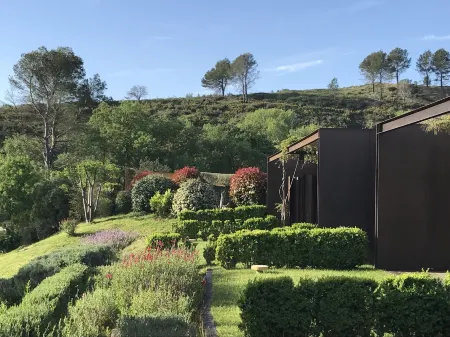 Hotel El Molí Отели в г. Дарниус