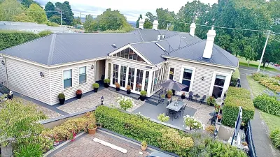 Kurrajong House Hotels near Design Tasmania