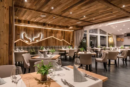 Mondi Hotel Tscherms Отели в г. Чермес