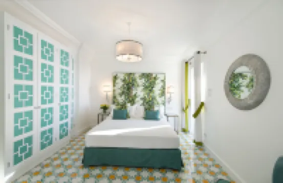 獨享普拉亞諾別墅，配有游泳池和景觀