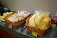 フェニックス ホテル リメイラ - 朝食