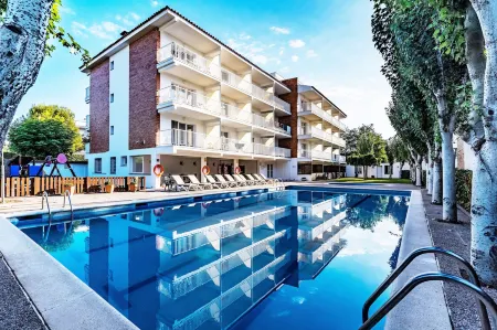 Apartamentos Sunway Amapola Отели в г. Сан-Пере-де-Рибес