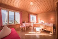 Gasthof Schoenegg B&B Hotels in Iseltwald