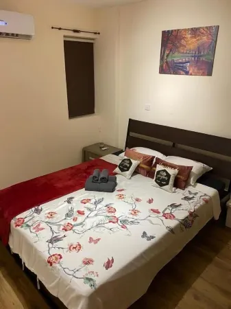 City Comfort Rooms Отели рядом с Аэропорт Ларнака