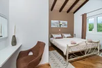 Villa Whitestone