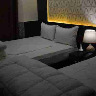 Hotel Baba KO Dhaba Rooms