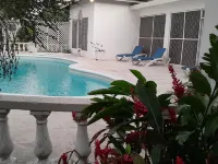 Villa Chinnor - Villas