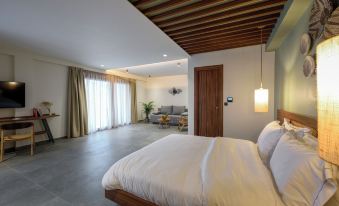 Amyntas Seafront Hotel