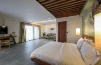 Amyntas Seafront Hotel Hotels in Paradisos