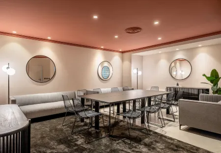 VISIONAPARTMENTS Bucharest - contactless check-in Отели в г. Бухарест