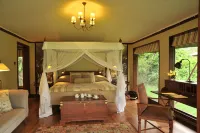 Lake Elmenteita Serena Camp Hotels in Гилджил