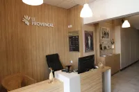 Le Provençal Hotels in Tarascon