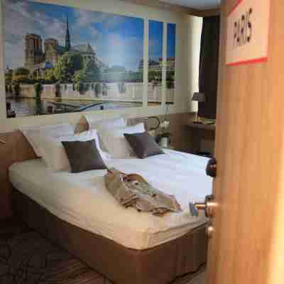 Brit Hotel Montargis Rooms