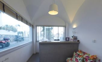 Central Fira Suites