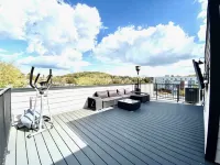 Upscale 3BRD Rooftop TV+Monument Views+Parking @H st Corridor Free Cancellation