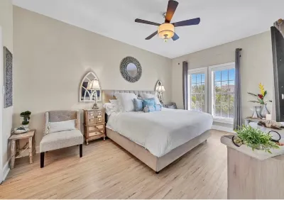 Coastal Comfort,Spacious and Bright Condo right on 30A