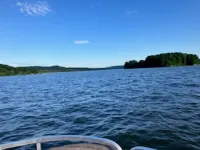 Lake Front Cabin on Seneca Lake.  Come Play in the Lake.Sleeps 8, 5 Beds
