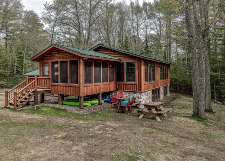 Scenic Lake Access and Fire Pit - Stunning Cozy Escape