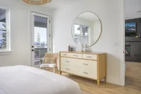 Exquisite Mountain Views and Hot Tub - Luxurious Rocky Mountain Retreat