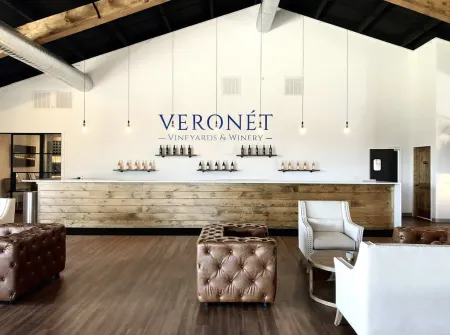 Wooded Acres and Separate Entrances - Tranquil Mountain Retreat