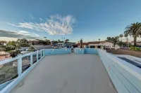 Ocean View and Panoramic Deck - Charming Coastal Retreat