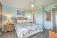 Unobstructed Ocean Views and Easy Access - Charming Beachfront Haven