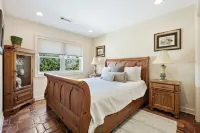 Stunning Ocean Views and Access to Beach Club Amenities - Serene Oasis