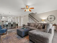 Swimming Pool and Short Walk to Beach - Beautiful Coastal Escape