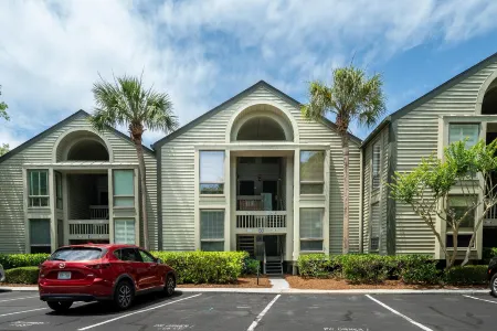 Amazing Views and Beach Deck - Stunning Coastal Haven