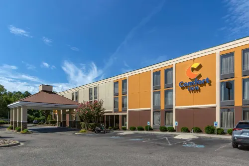 Comfort Inn Laurinburg Hotels in Laurinburg