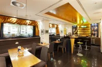 Best Western Plus Arosa Hotel - bar