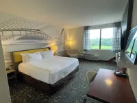 Saint Louis Airport Hotel Các khách sạn ở Berkeley